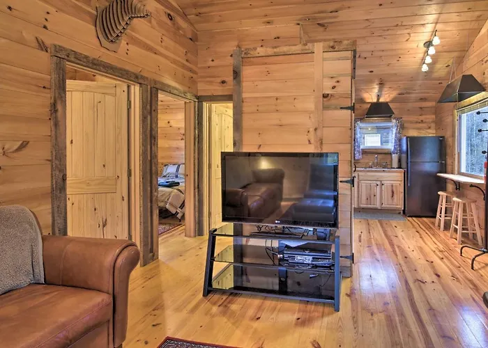 Rural Retreat - 1 Mile To Holston River Weir Dam!