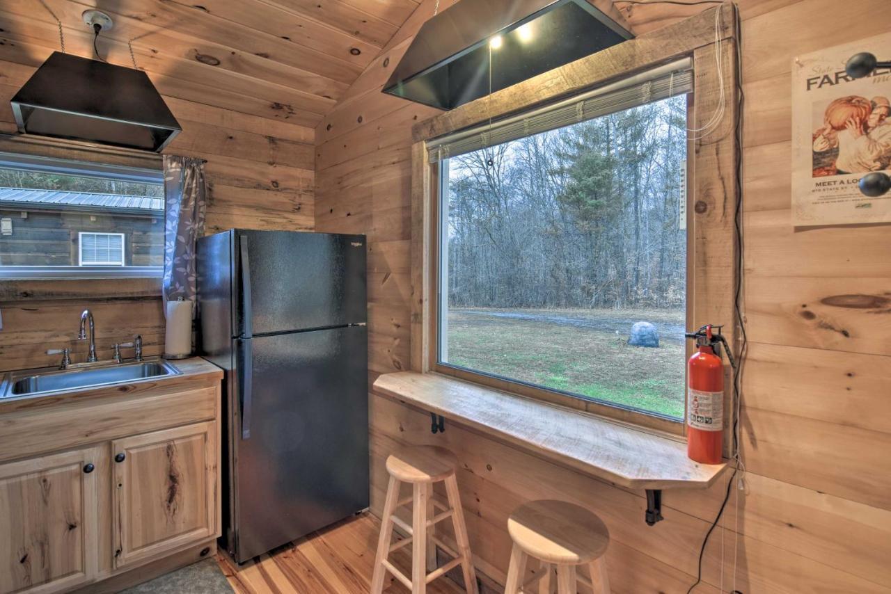 Rural Retreat - 1 Mile To Holston River Weir Dam! Bristol